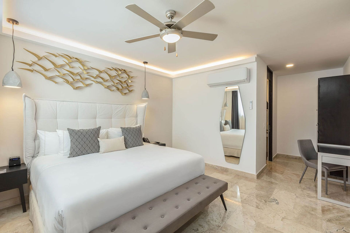 Serenity Deluxe Studio